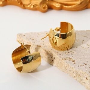 New! Lori Bold Gold Hoop Earrings